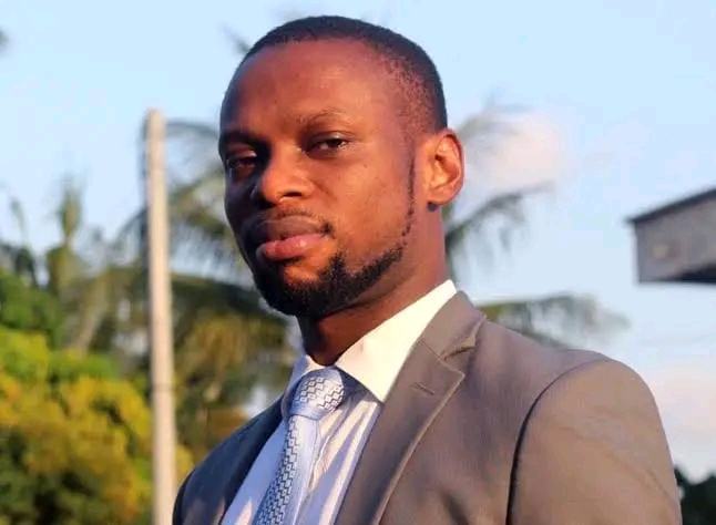 “The People – Not Politicians – Will Save Nigeria When They’re Ready” — Fisayo Soyombo Slams ADC as ‘APC Pro Max’